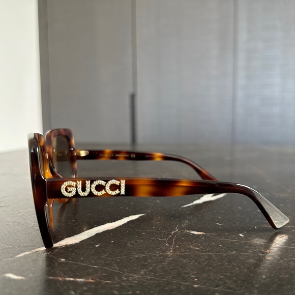 GUCCI TORTOISESHELL SUNGLASSES - Picture 4 of 7